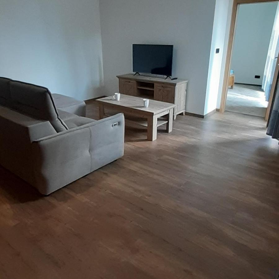 Apartman 107 Hotel Ovruc Strbske Pleso Bagian luar foto